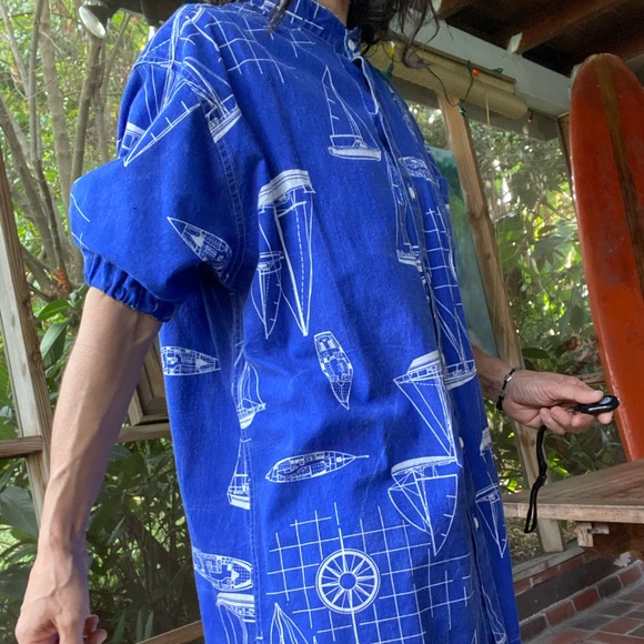Reworked men’s Sun Country XL nautical blue and white print, short sleeve top. - Picture 5 of 10